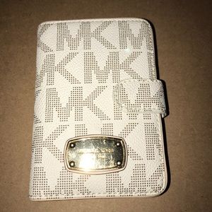 Michael Kors card holder
